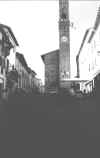 piazza dopo.jpg (43993 byte)